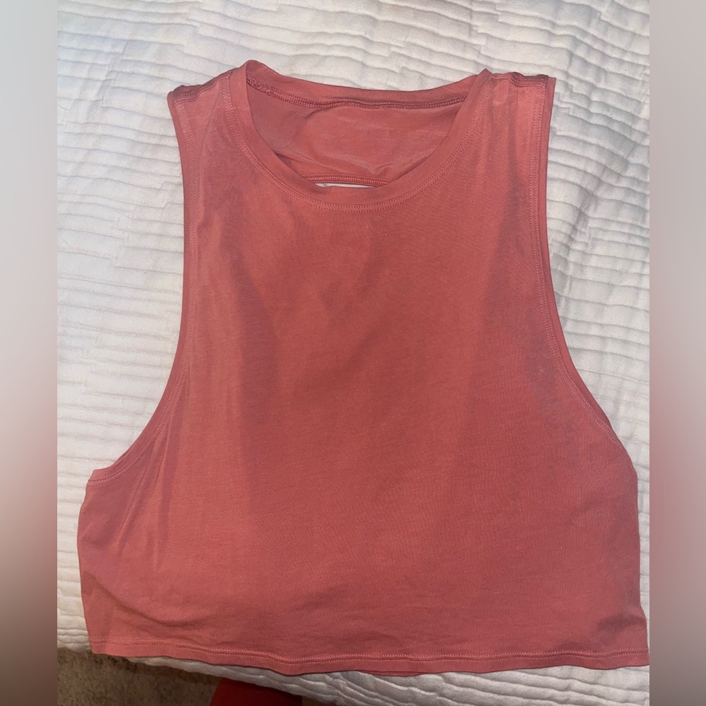 Lulu cropped tank